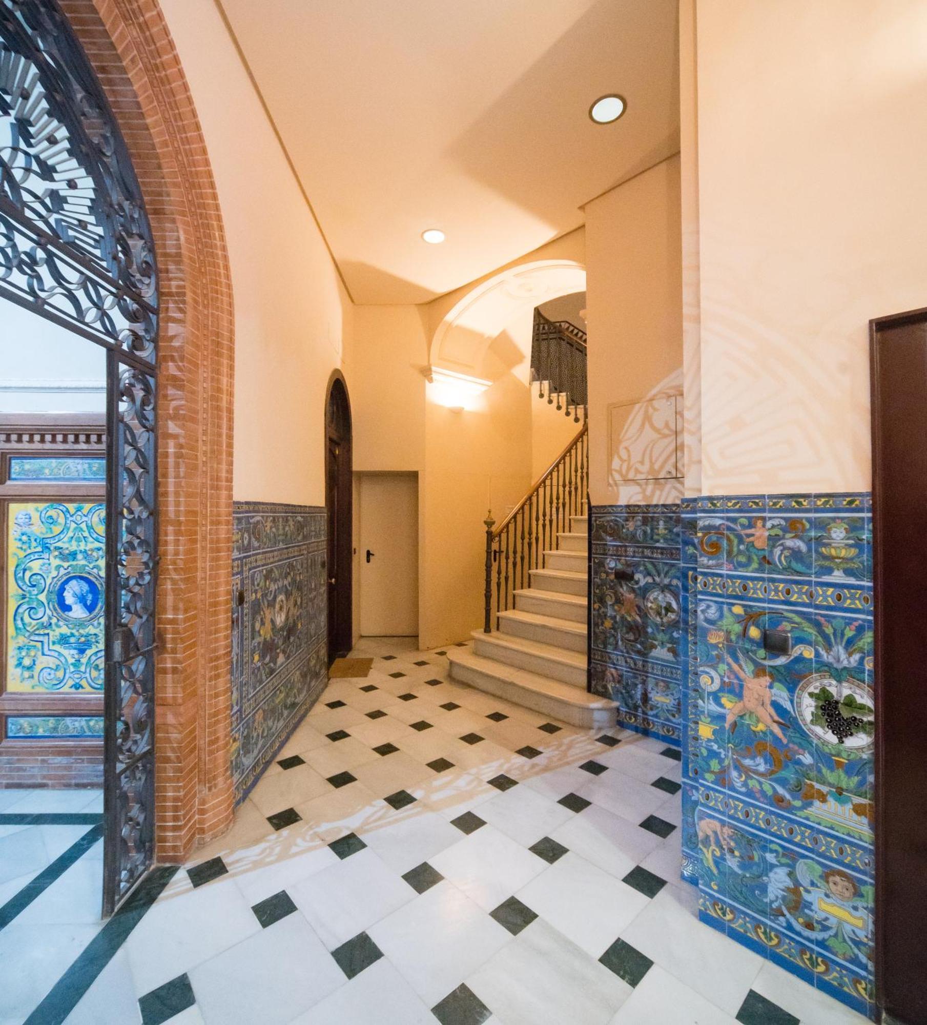 Exclusive Triplex With Private Terrace Apartment Seville Luaran gambar